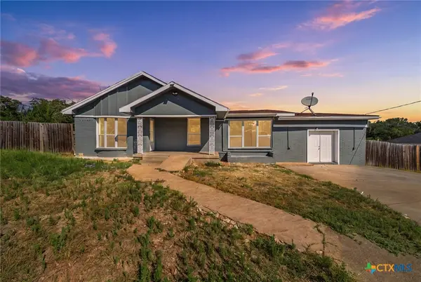 1585 E Central, Lorena, TX 76655
