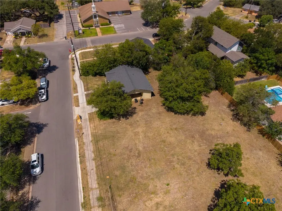 407 W 3rd Street, Georgetown, TX 78626 - #3