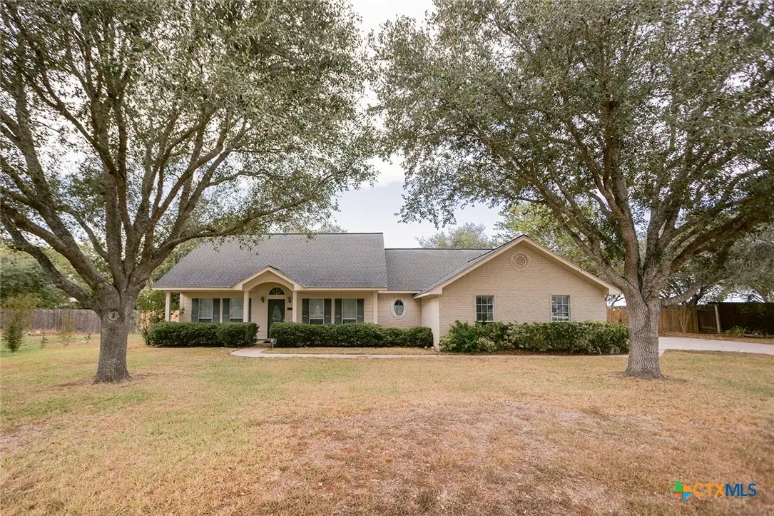 197 Penn Avenue, Victoria, TX 77904 - #1