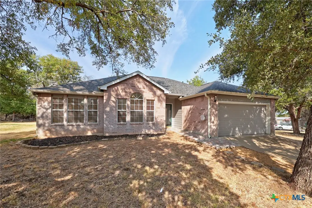 2 Holly Court, Morgans Point Resort, TX 76513 - #1