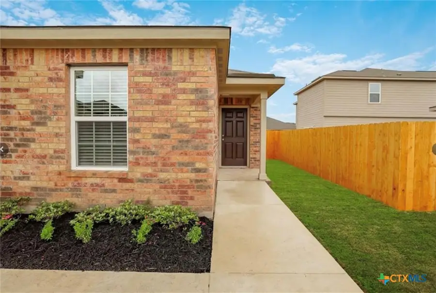 301 Crescent Park Drive, Jarrell, TX 76537 - #2