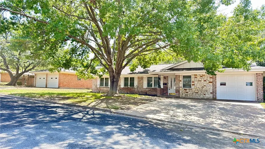 2512 Lowrey Drive, Gatesville, TX 76528 - #2