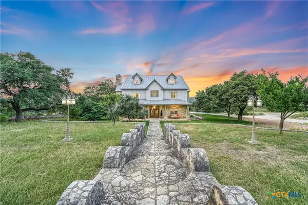 1174 Royal Eagle, Fischer, TX 78623