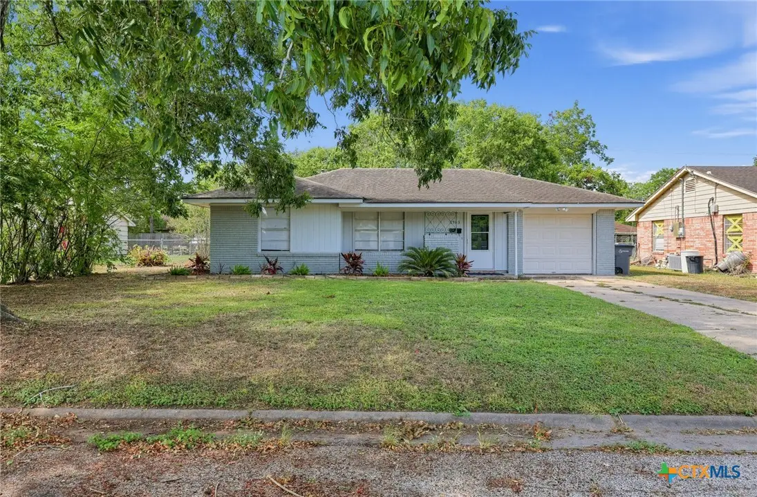 1503 Bexar Avenue, Victoria, TX 77901 - #1