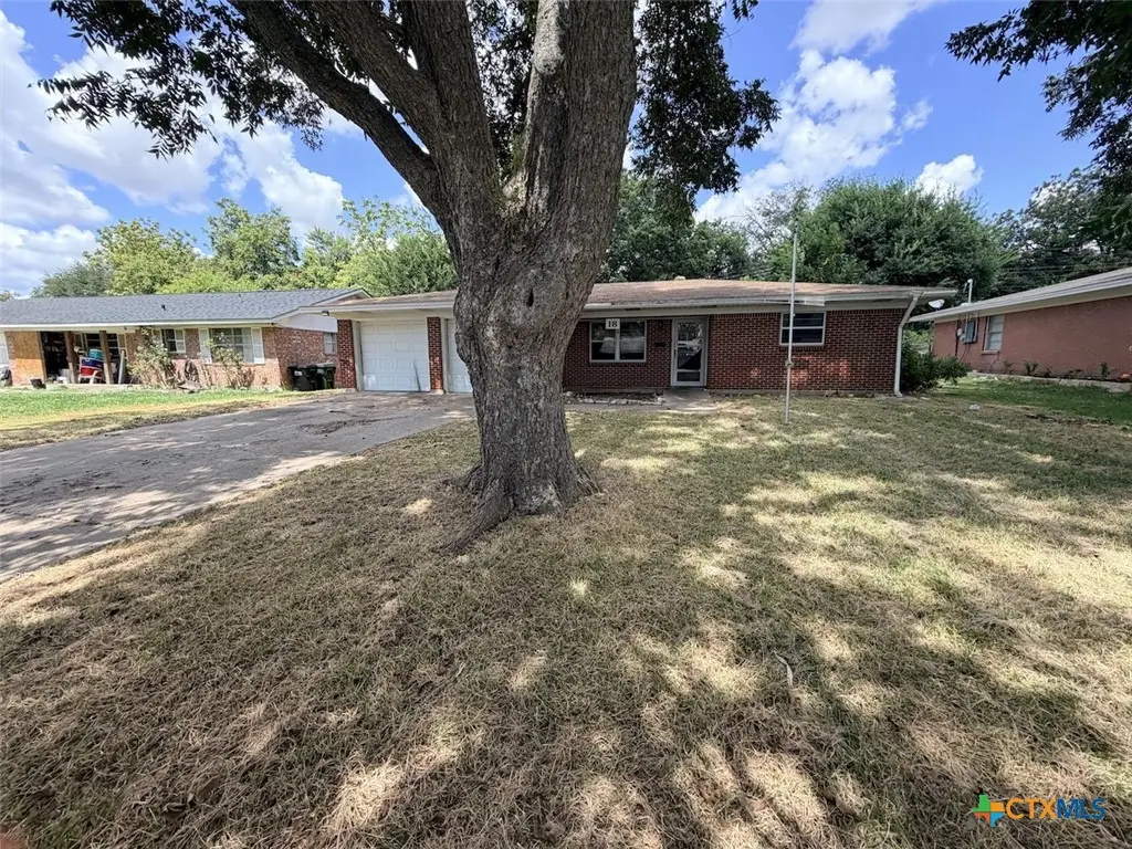 18 E Victory Avenue, Temple, TX 76501 - #1