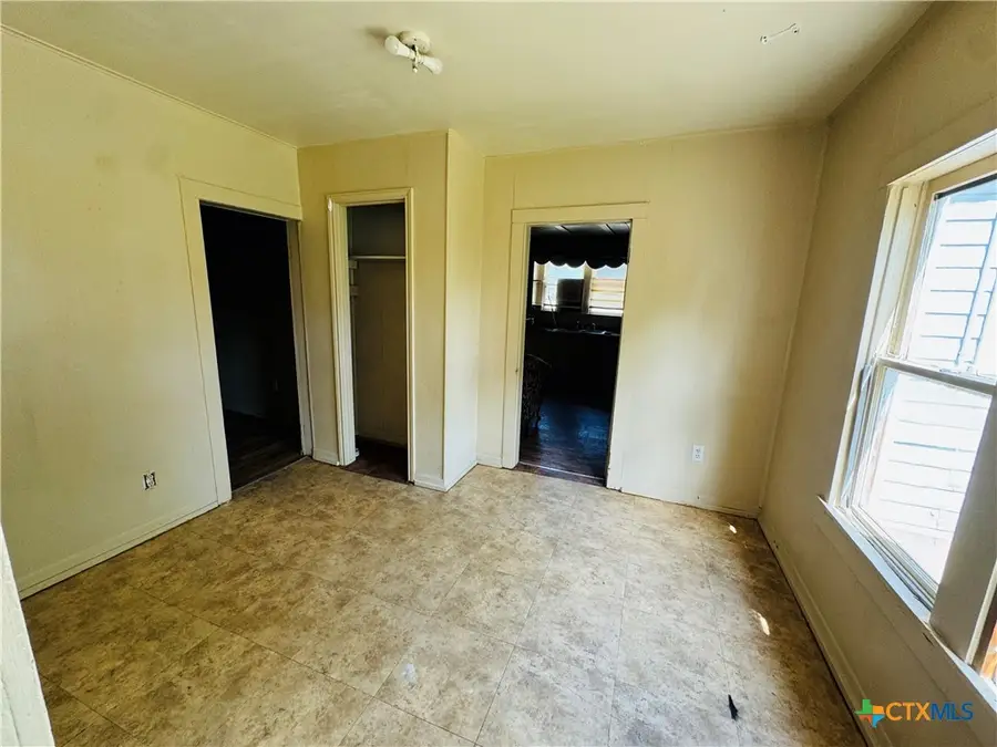 419 Braden Street, Seguin, TX 78155 - #3