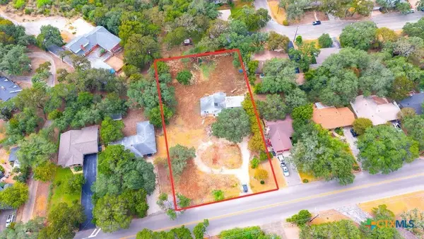933 Fredericksburg Road, New Braunfels, TX 78130