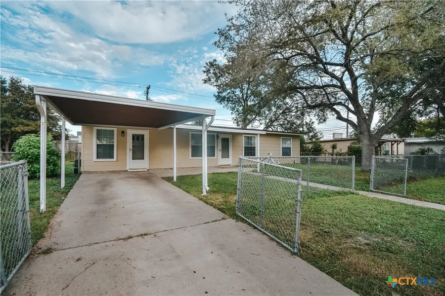 2908 Cedar Street, Victoria, TX 77901 - #2