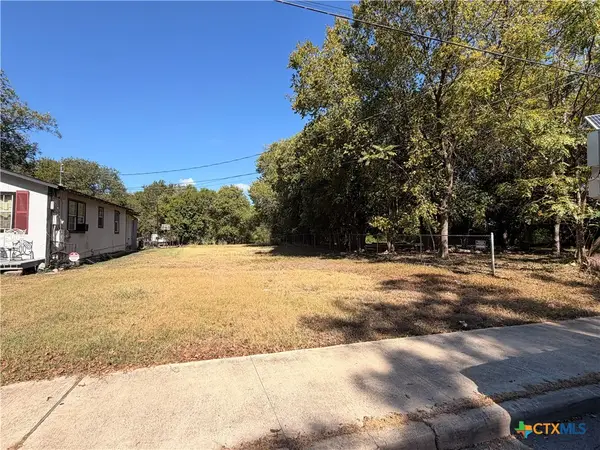812 Gravel Street, San Marcos, TX 78666