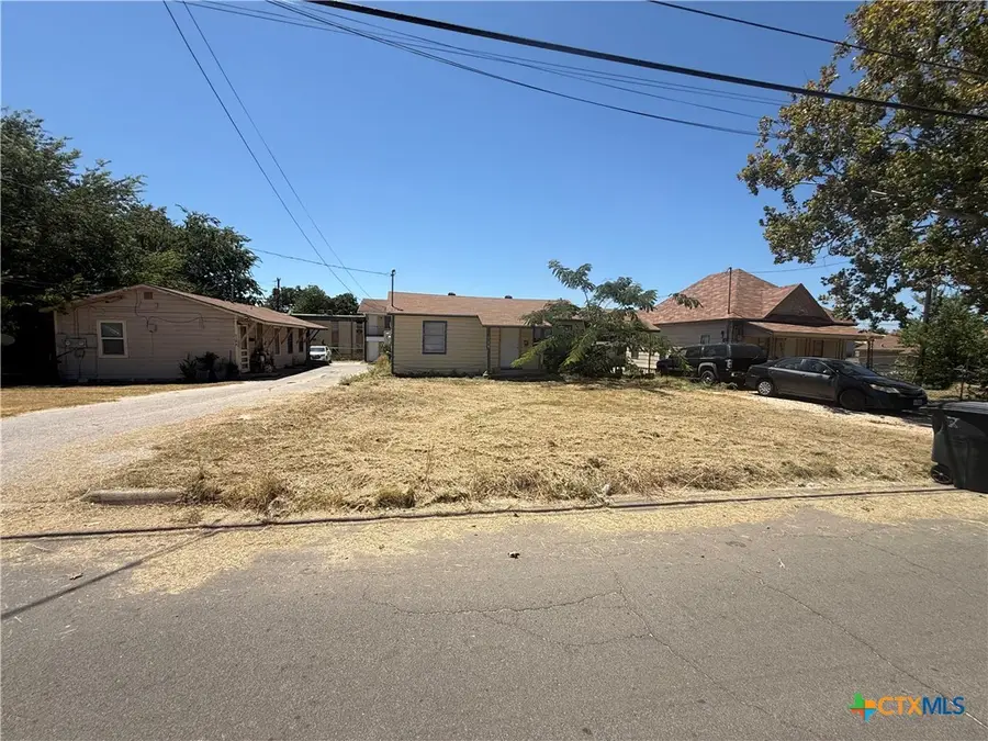 718 W Avenue C, Killeen, TX 76541 - #2