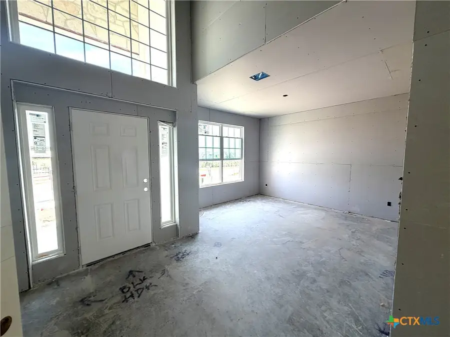 6716 Mcgregor Loop, Killeen, TX 76549 - #2