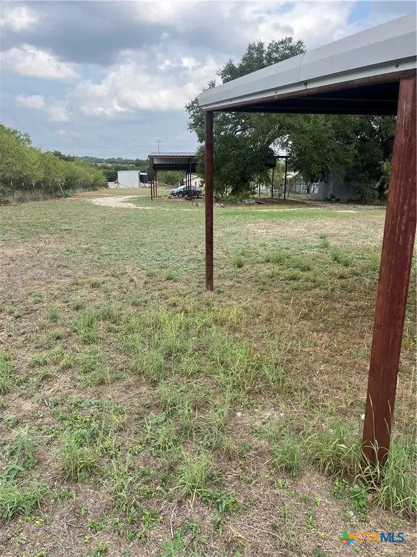 1302 Mclean St., Lampasas, TX 76550