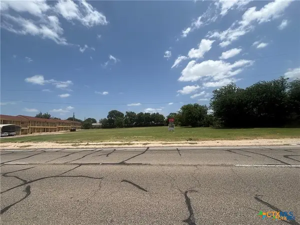 801 E Veterans Memorial Boulevard, Killeen, TX 76541