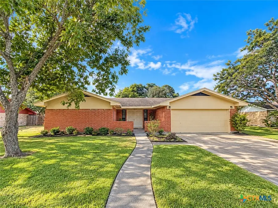 114 Linnville Drive, Port Lavaca, TX 77979 - #2
