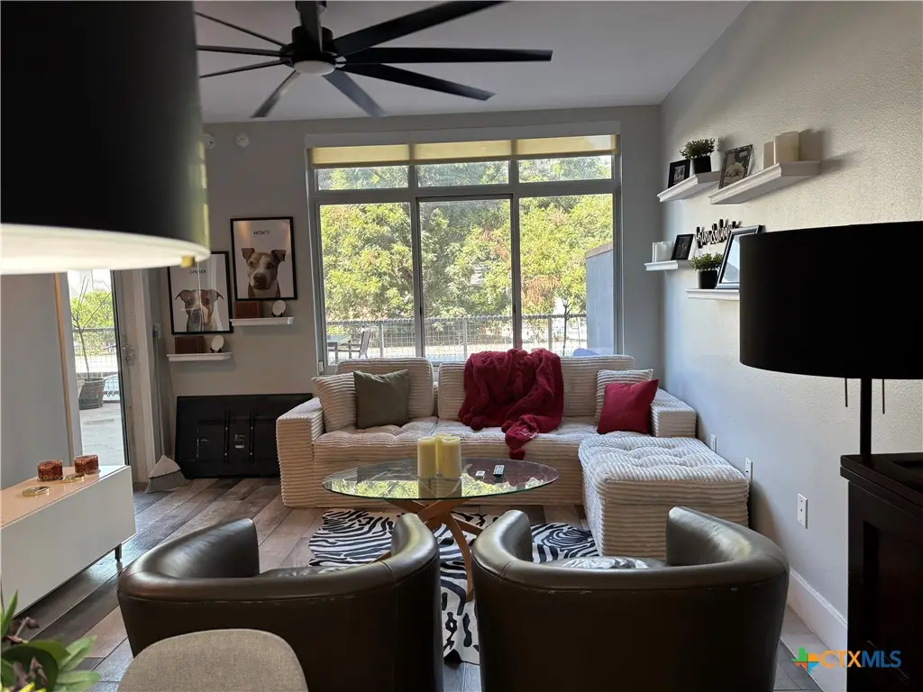 54 Rainey Street, Austin, TX 78701 - #1