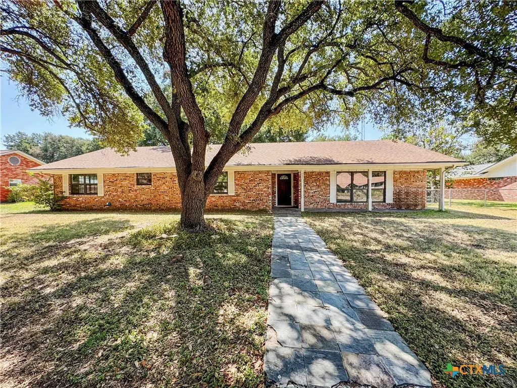 909 Anderson Street, Hearne, TX 77859 - #1