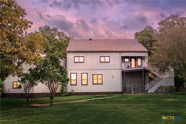54 S Hampton Drive, Seguin, TX 78155