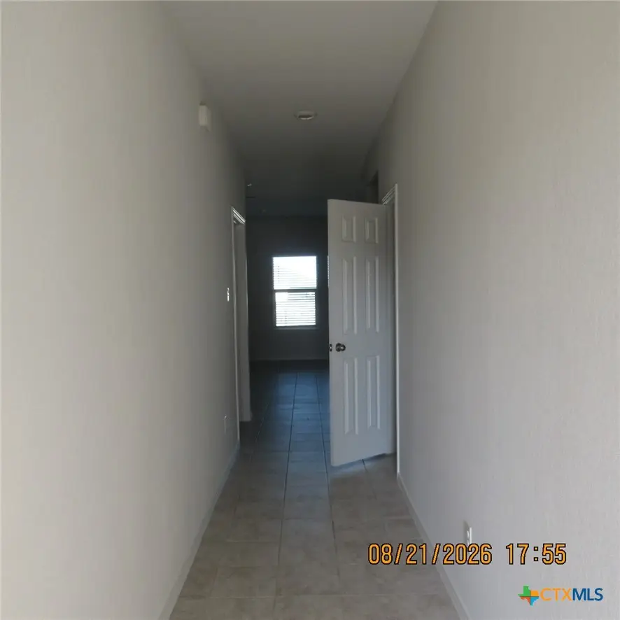 544 Taggart Trail, Jarrell, TX 76537 - #2