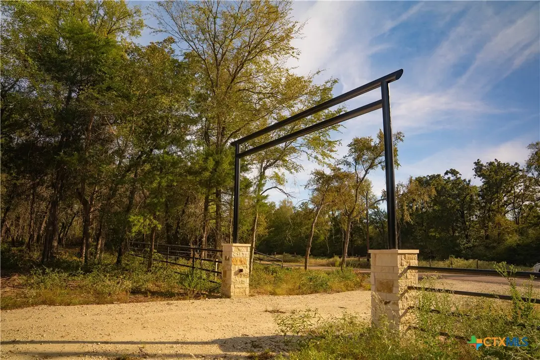 12424 Red Hill Road, Hearne, TX 77859 - #1