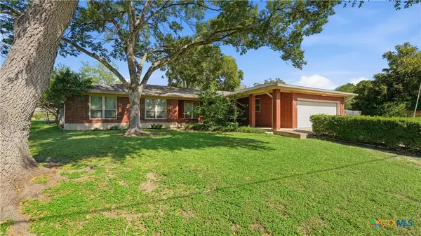 1612 Kraft Ln, New Braunfels, TX 78130