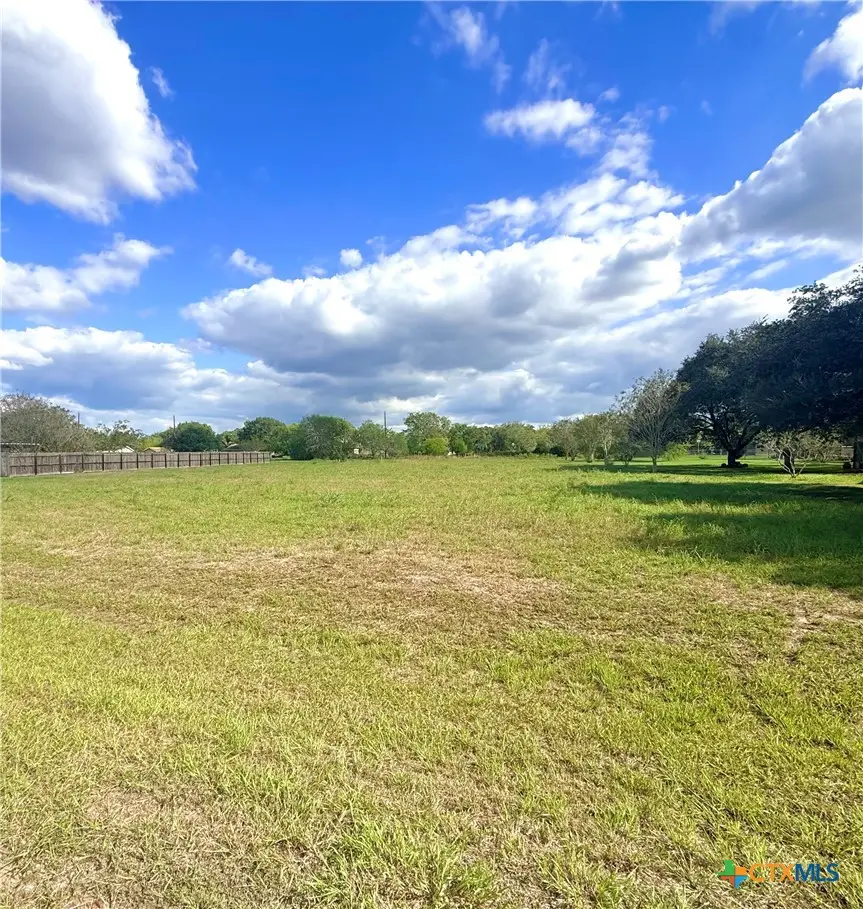 301 Basswood Street, Victoria, TX 77904 - #3