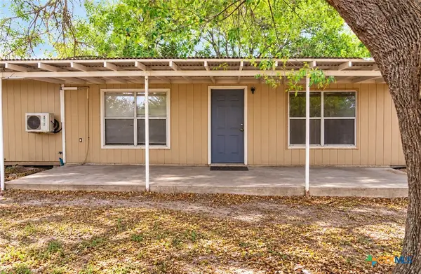 3230 County Road 305, Port Lavaca, TX 77979