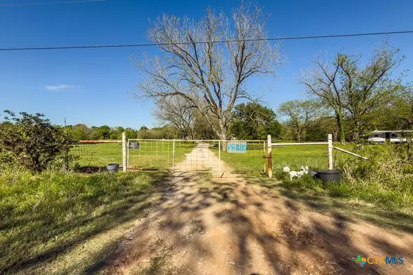 120 Cr 3646, Clifton, TX 76634