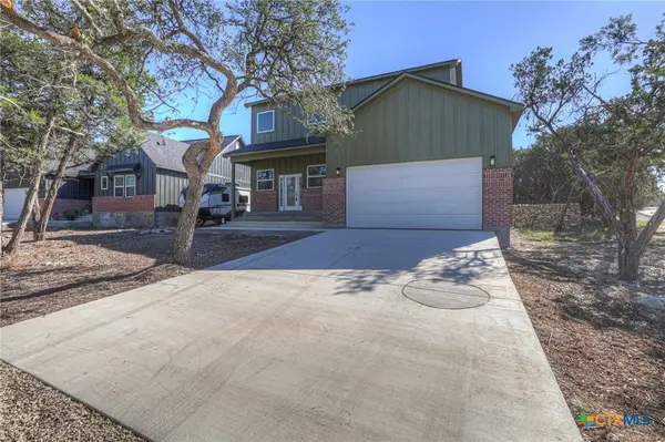 118 Crazy Cross Road, Wimberley, TX 78676