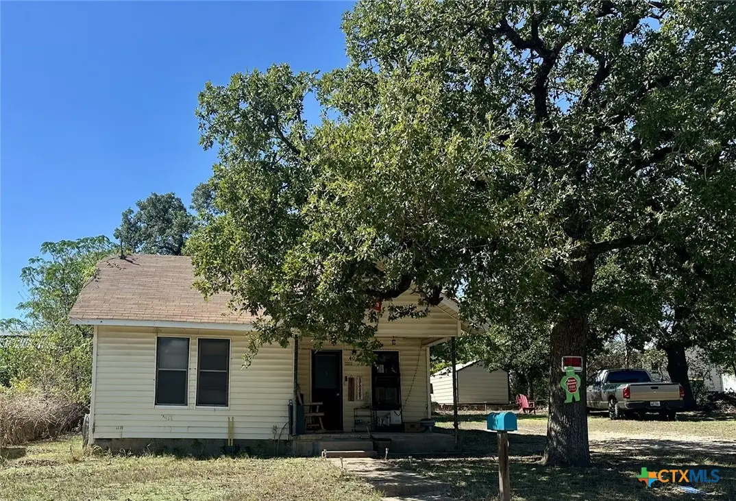 402 Live Oak Street, Gatesville, TX 76528 - #1