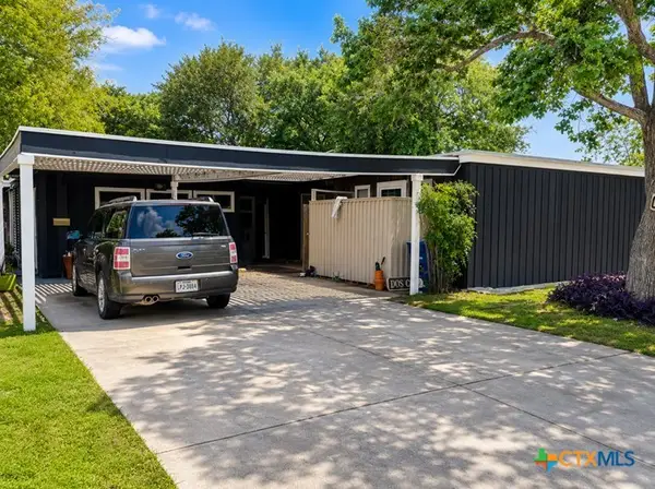811 Indiana Avenue, Corpus Christi, TX 78404