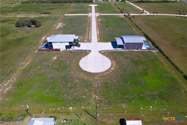 7,8 Clearwater, Port O'Connor, TX 77982