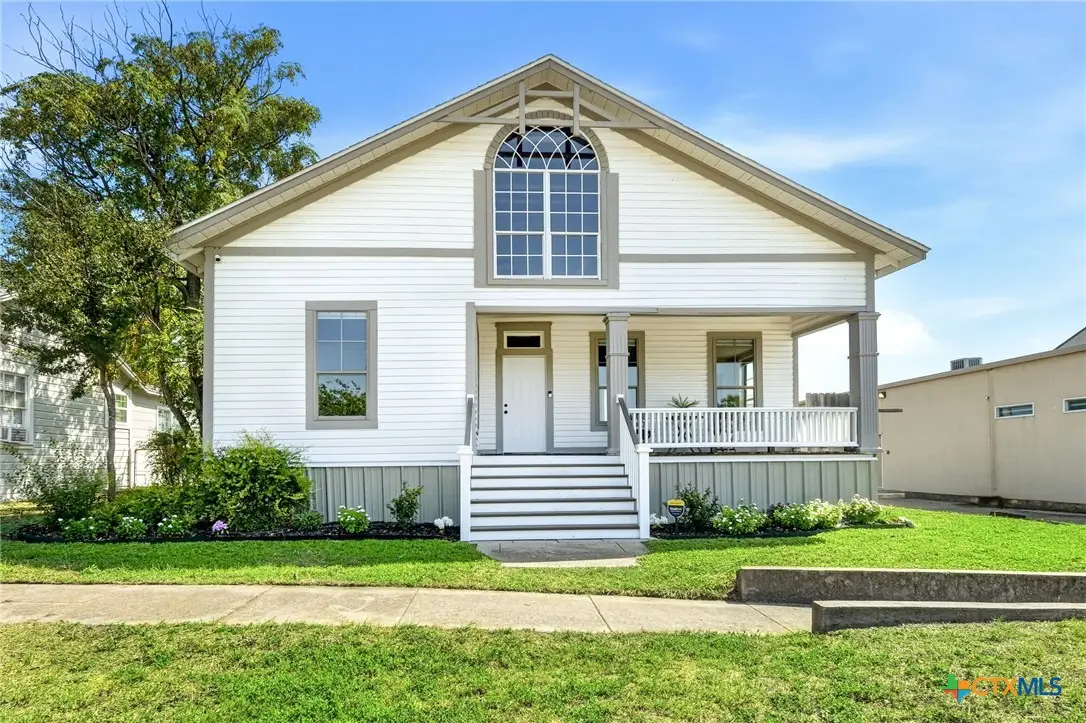 109 N 11th Street, Temple, TX 76501 - #1