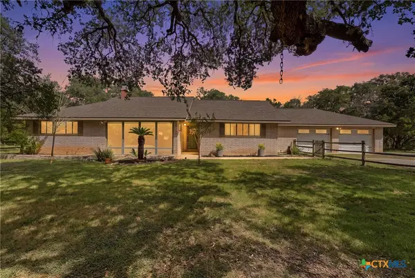 540 Elm Creek Road, New Braunfels, TX 78132