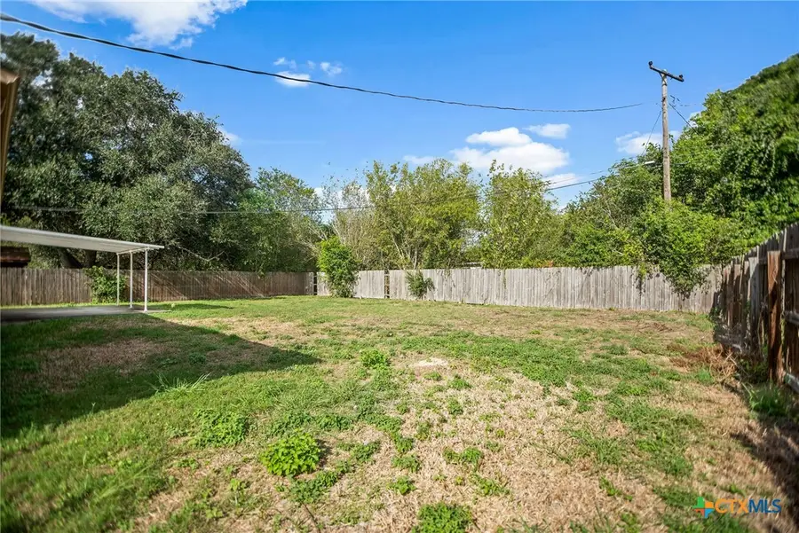 2107 Jackson Street, Port Lavaca, TX 77979 - #3