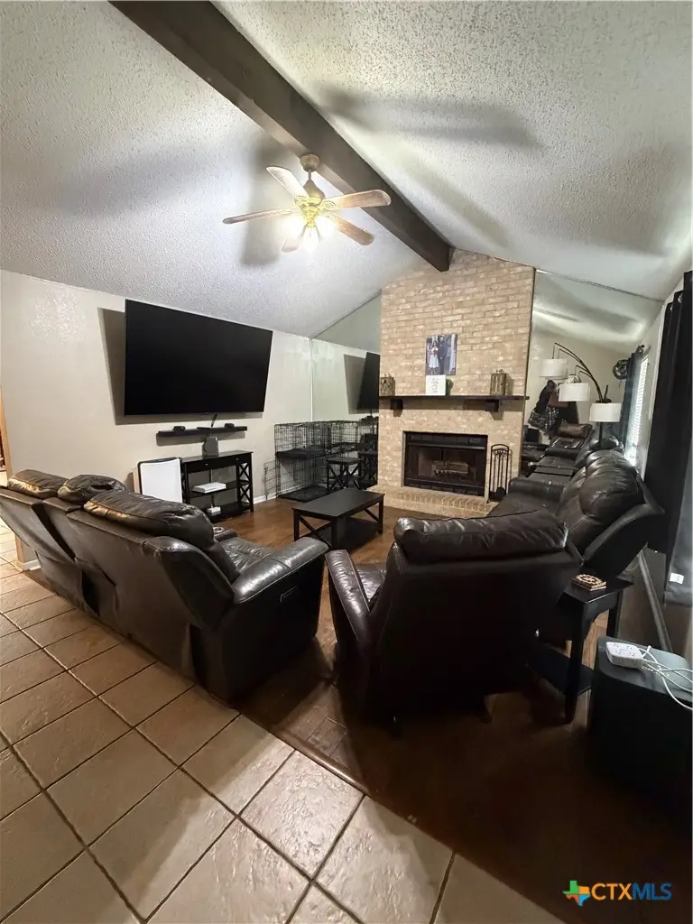 1677 Coletoville Rd E, Victoria, TX 77905 - #3