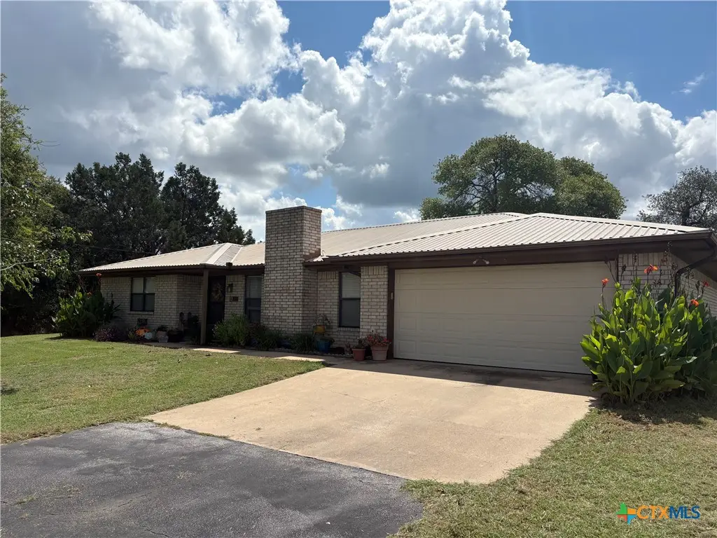 639 County Road 3081, Lampasas, TX 76550 - #1