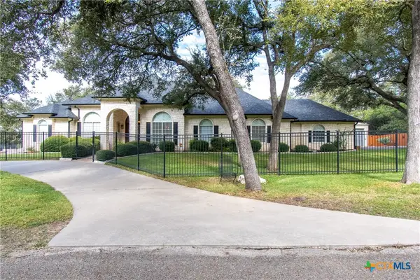 14 Calamity Jane Drive, Morgans Point Resort, TX 76513