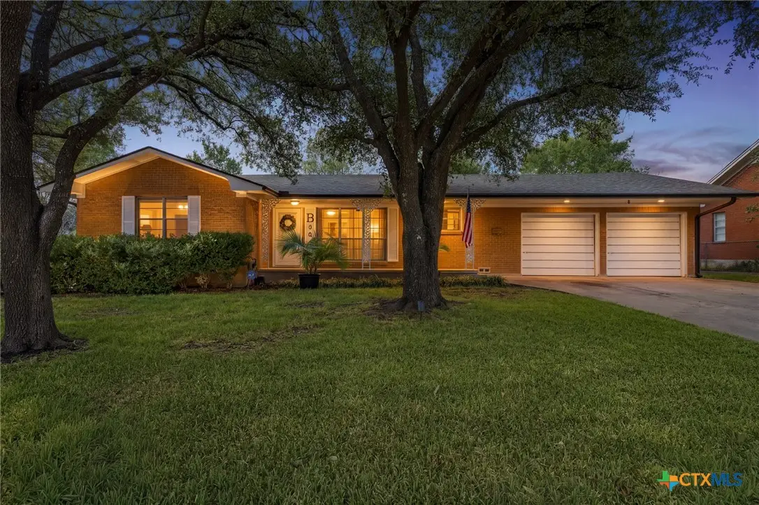 307 E Zenith Avenue, Temple, TX 76501 - #1