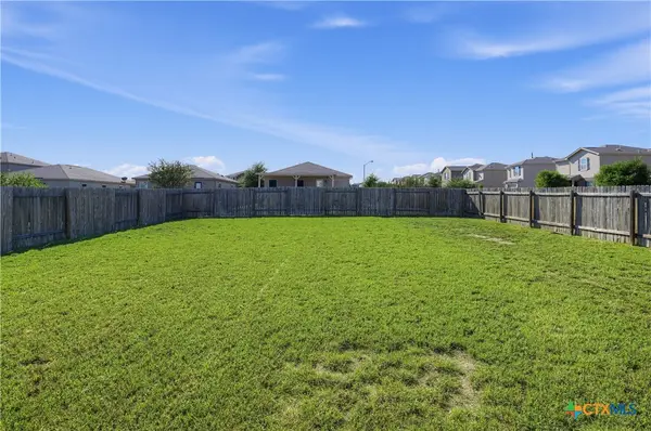 100 Millers Loop, Jarrell, TX 76537