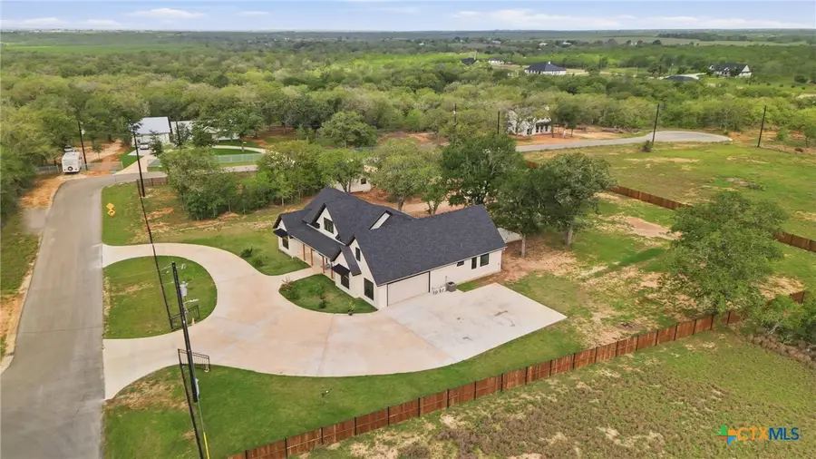 1 Post Oak Street, Gonzales, TX 78629 - #2