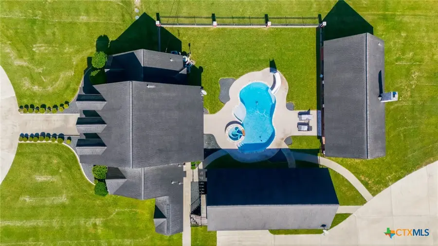 467 Burkhart Road, Victoria, TX 77905 - #3