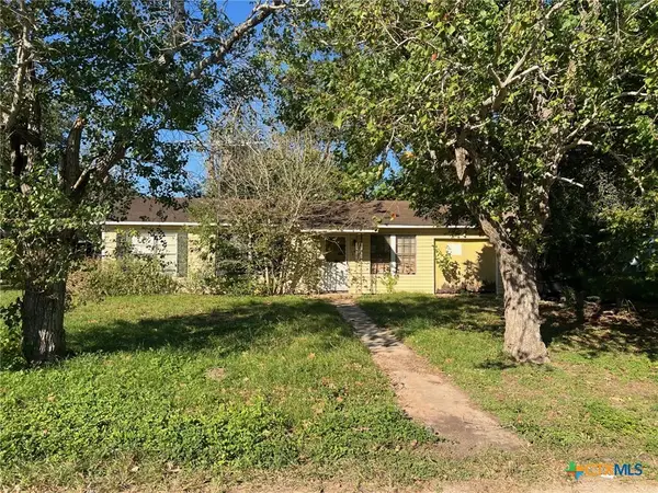 116 Robertson Street, Lolita, TX 77971