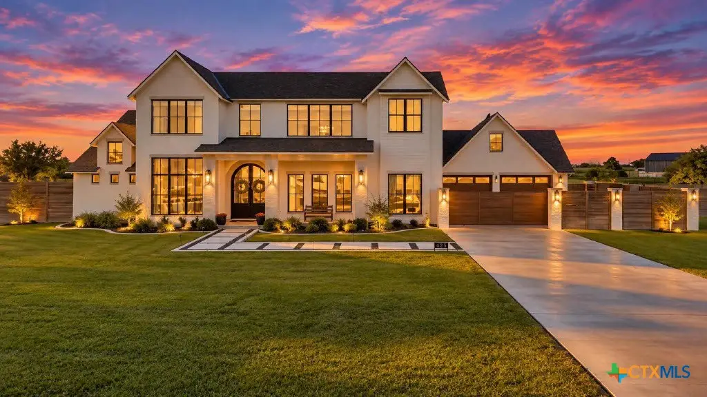 425 Sendera Loop, Victoria, TX 77904 - #1