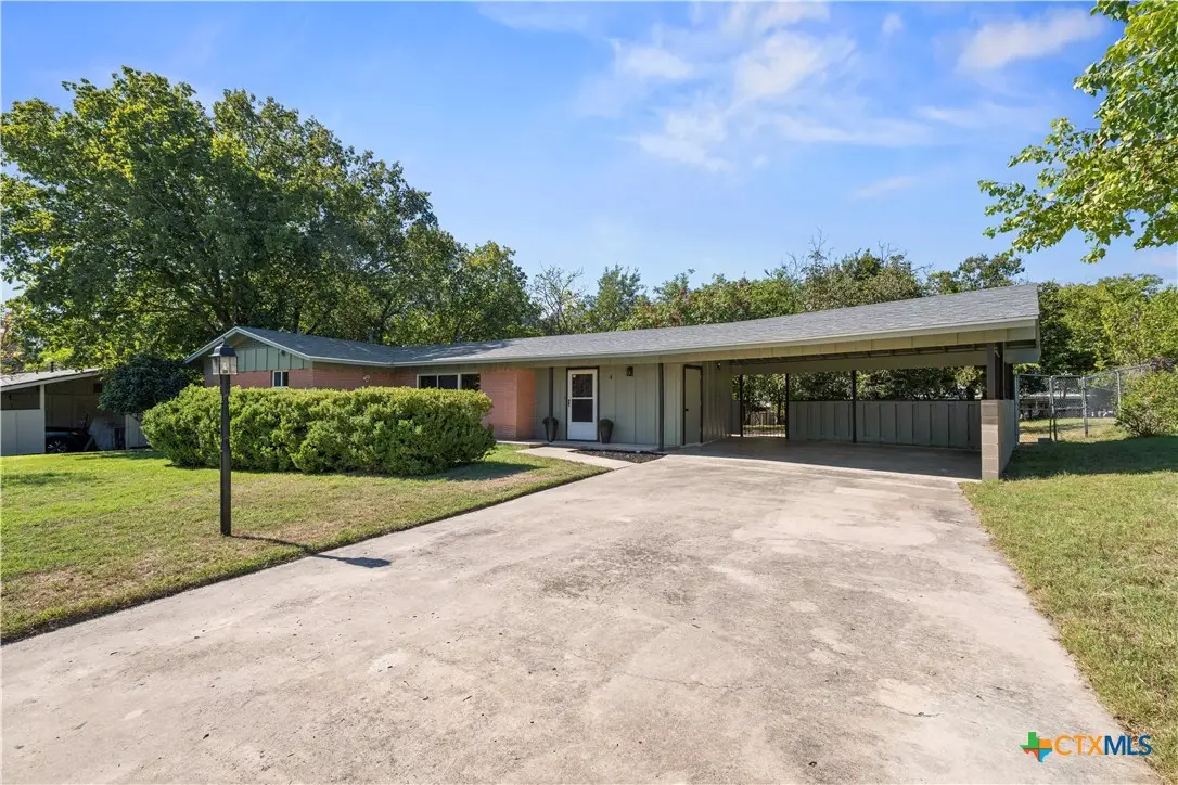 4 Gillen Court, Lampasas, TX 76550 - #1