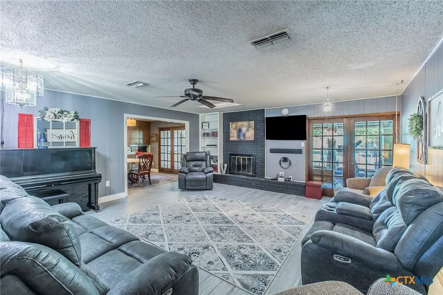 814 Estate Drive, Belton, TX 76513 - #2