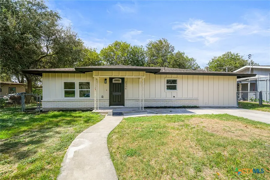 2304 Louise Street, Seguin, TX 78155 - #2