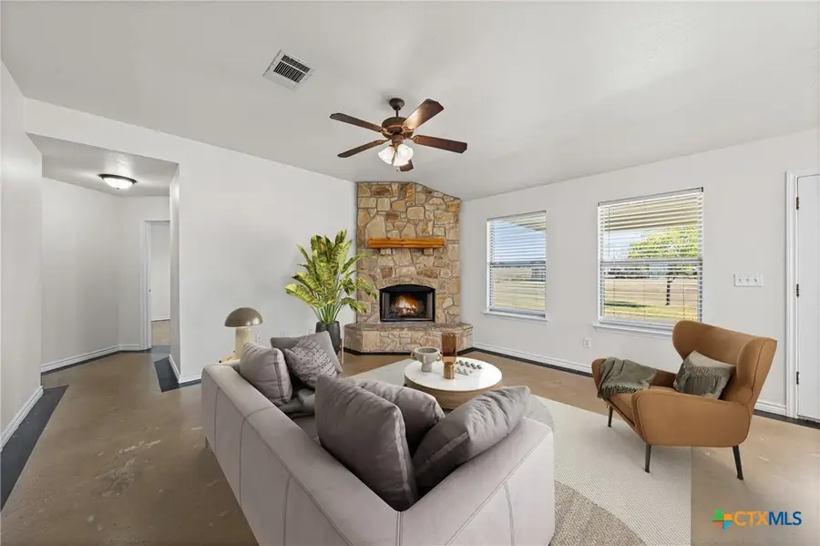 8375 Shaw Road, Rogers, TX 76569 - #3