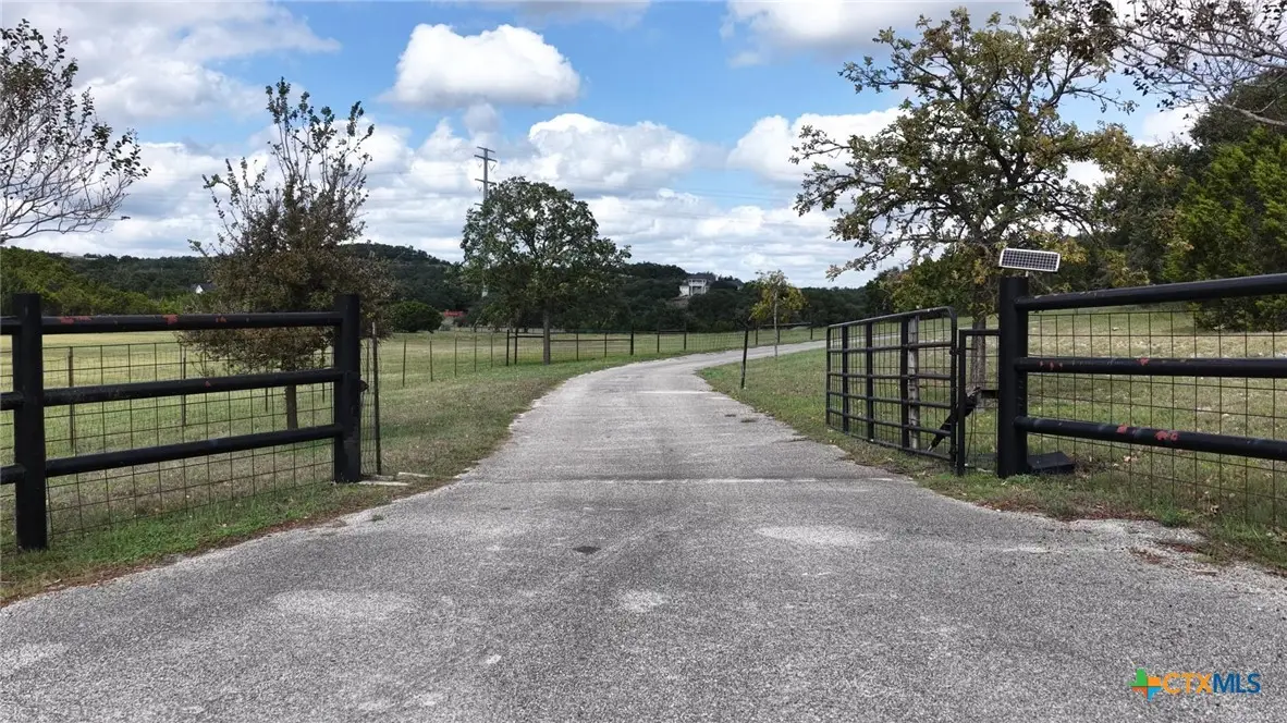 1540 Shepherds Ranch, Bulverde, TX 78163 - #1