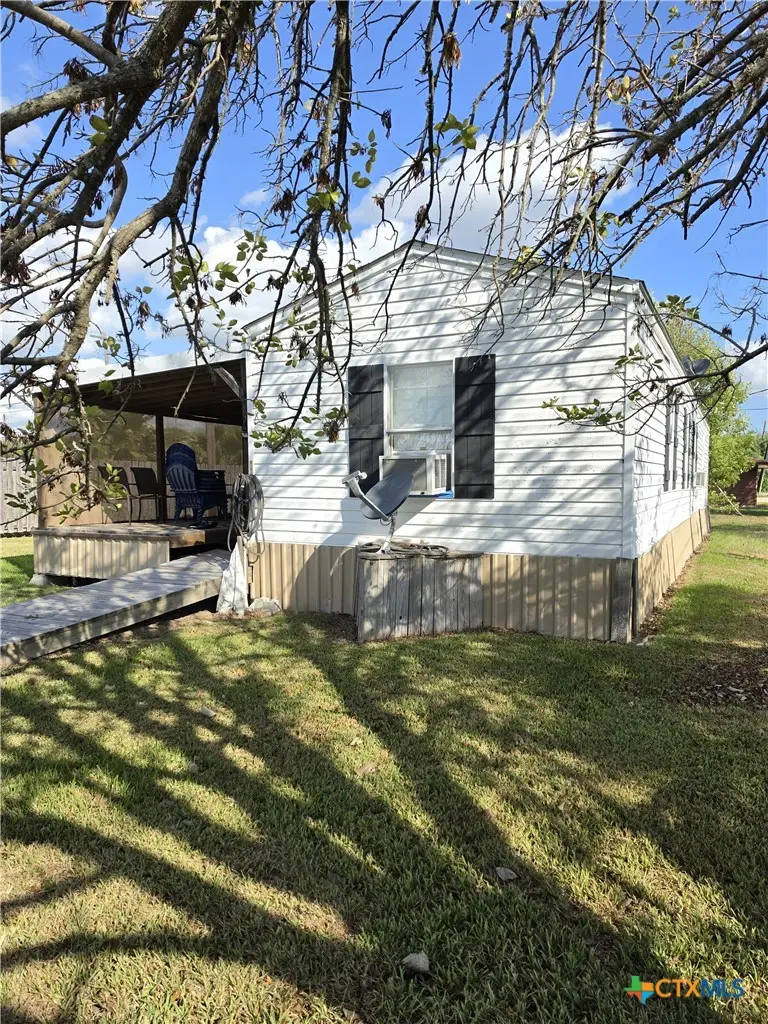 104 W Baltimore Avenue, Seadrift, TX 77983 - #2