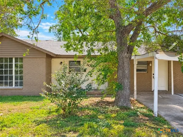 3009 Linda Drive, Victoria, TX 77901